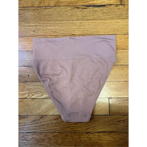 COS RIBBED UNDERWEAR - Picture 8 of 9